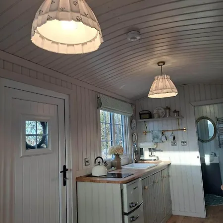 Shepherds Hut *