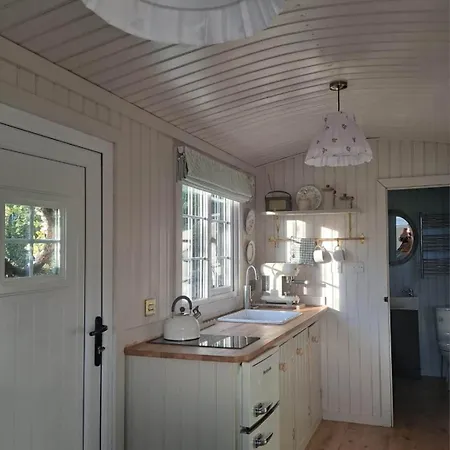 Shepherds Hut