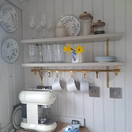 Shepherds Hut *