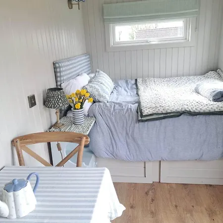 Shepherds Hut
